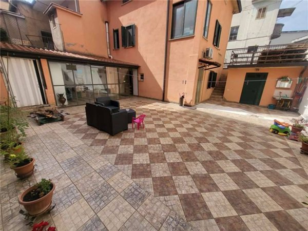 casa indipendente in vendita a Pontecorvo