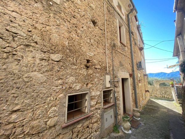 appartamento in vendita a Posta Fibreno