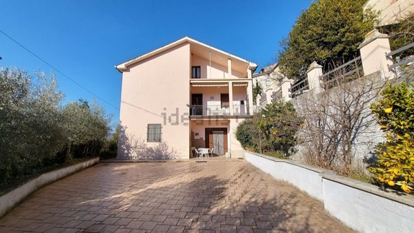 casa indipendente in vendita a Posta Fibreno