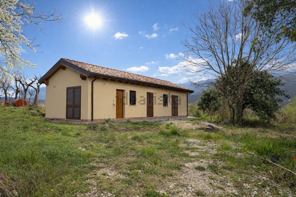 appartamento in vendita a Posta Fibreno