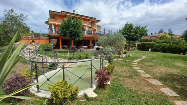 locale commerciale in vendita a Ripi