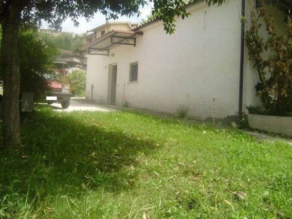 casa indipendente in vendita a Ripi