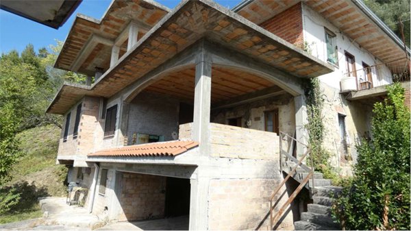 casa indipendente in vendita a Ripi