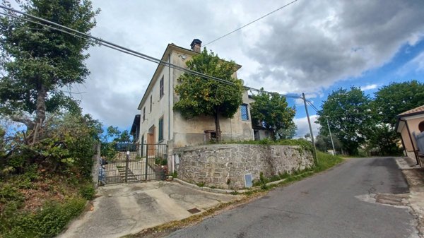 casa semindipendente in vendita a Ripi