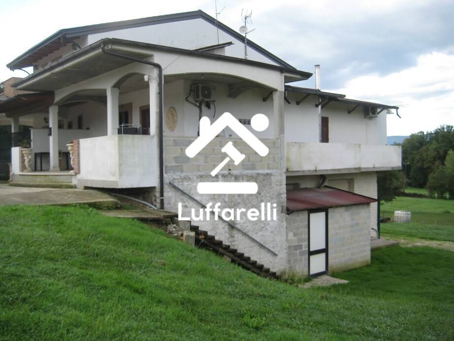 casa indipendente in vendita a Ripi