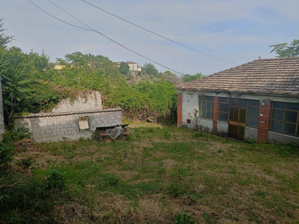 casa indipendente in vendita a Ripi