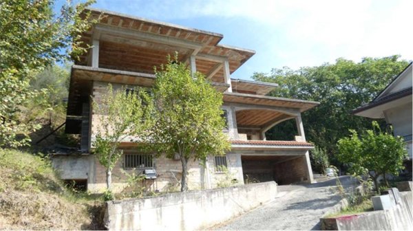 casale in vendita a Ripi