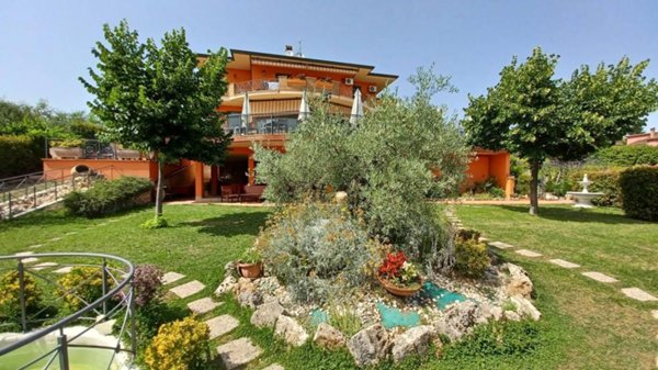 locale commerciale in vendita a Ripi