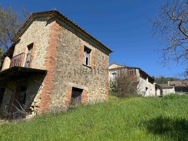 casa indipendente in vendita a Ripi