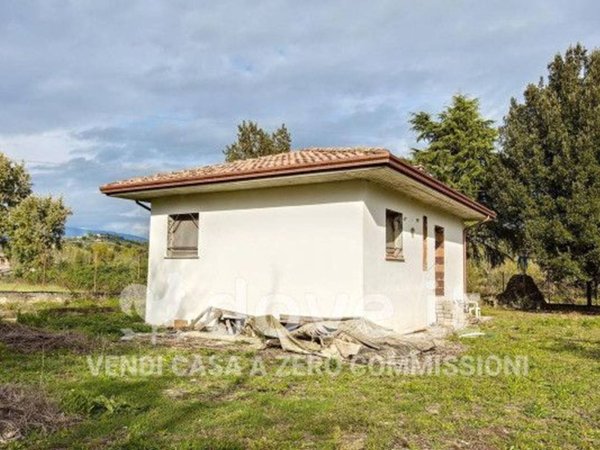 casa indipendente in vendita a Ripi