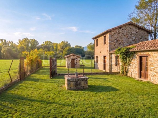 casa indipendente in vendita a Ripi