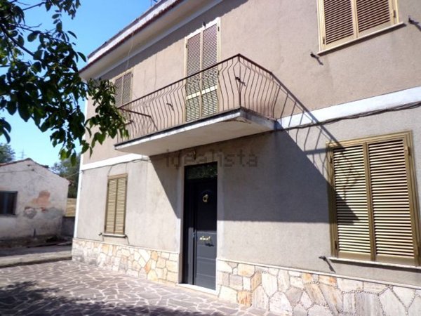 casa indipendente in vendita a Ripi