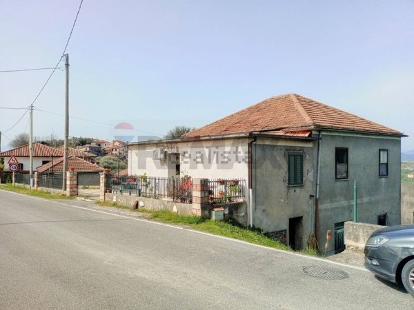 casa indipendente in vendita a Ripi