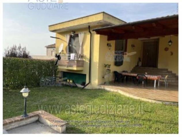 casa indipendente in vendita a Ripi
