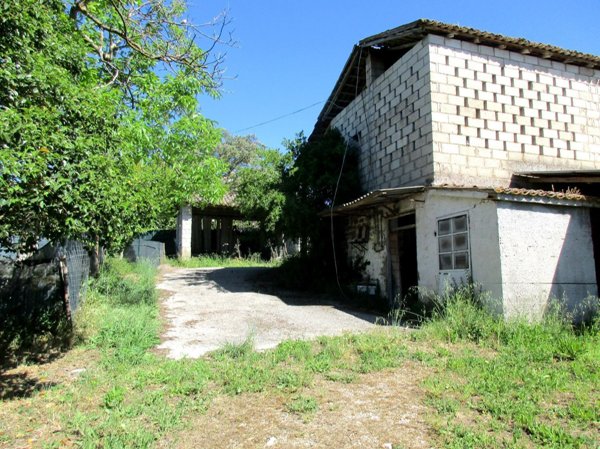 casale in vendita a Ripi