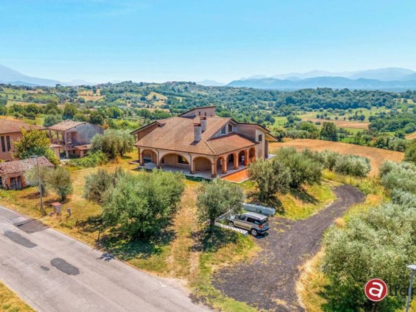 casa indipendente in vendita a Ripi