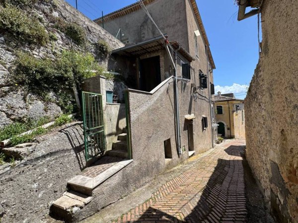 appartamento in vendita a Rocca d'Arce