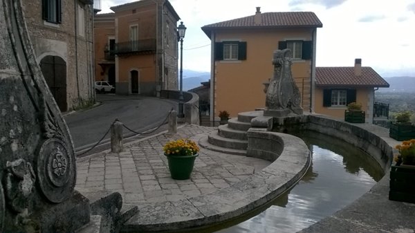 appartamento in vendita a Roccasecca in zona Castello