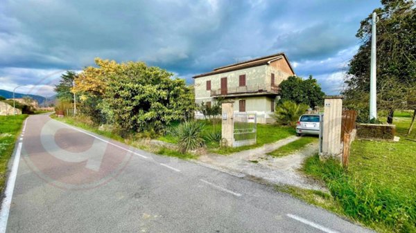 casa indipendente in vendita a Roccasecca