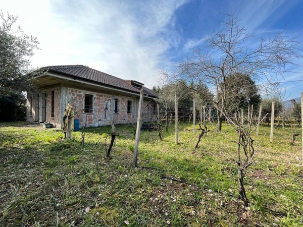 casa indipendente in vendita a Roccasecca