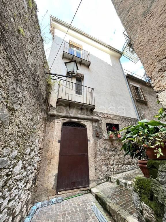 casa indipendente in vendita a Roccasecca