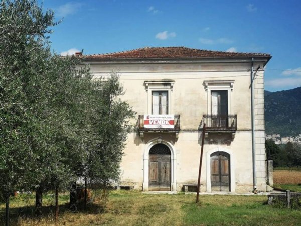casa indipendente in vendita a Roccasecca