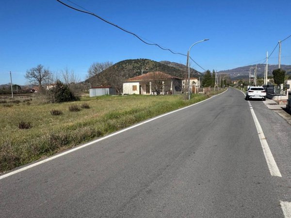 terreno agricolo in vendita a Roccasecca in zona Stazione