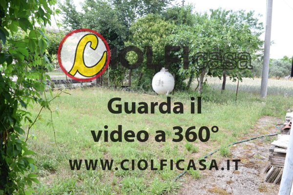 casa indipendente in vendita a Roccasecca in zona Stazione