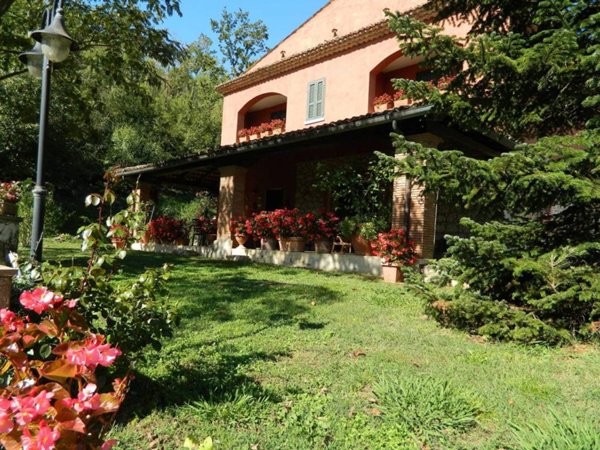 casa indipendente in vendita a Roccasecca