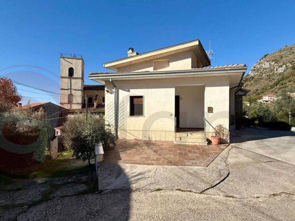 casa indipendente in vendita a Roccasecca