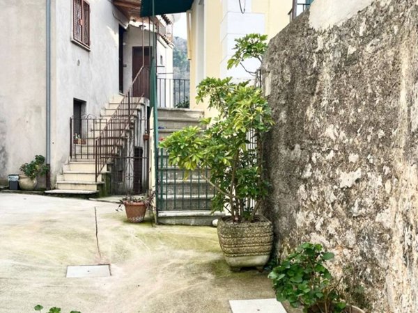 casa indipendente in vendita a Roccasecca