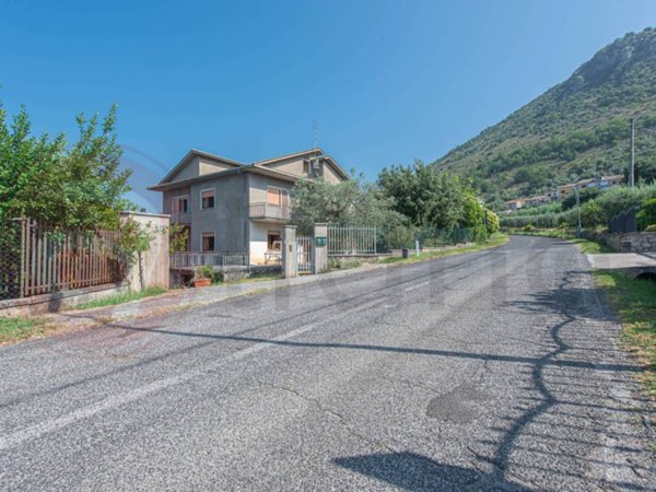 casa indipendente in vendita a Roccasecca