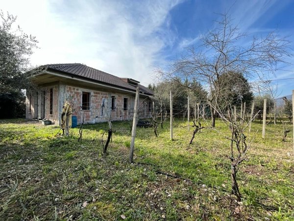 casa indipendente in vendita a Roccasecca