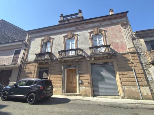 casa indipendente in vendita a Roccasecca