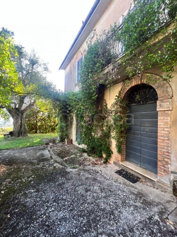 casa indipendente in vendita a Roccasecca