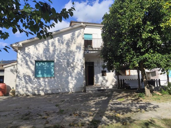 casa indipendente in vendita a Roccasecca