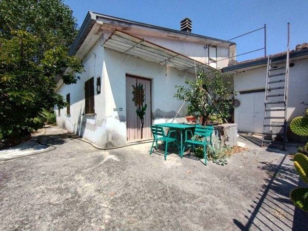 casa indipendente in vendita a Roccasecca