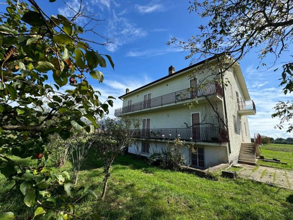 casa indipendente in vendita a Roccasecca