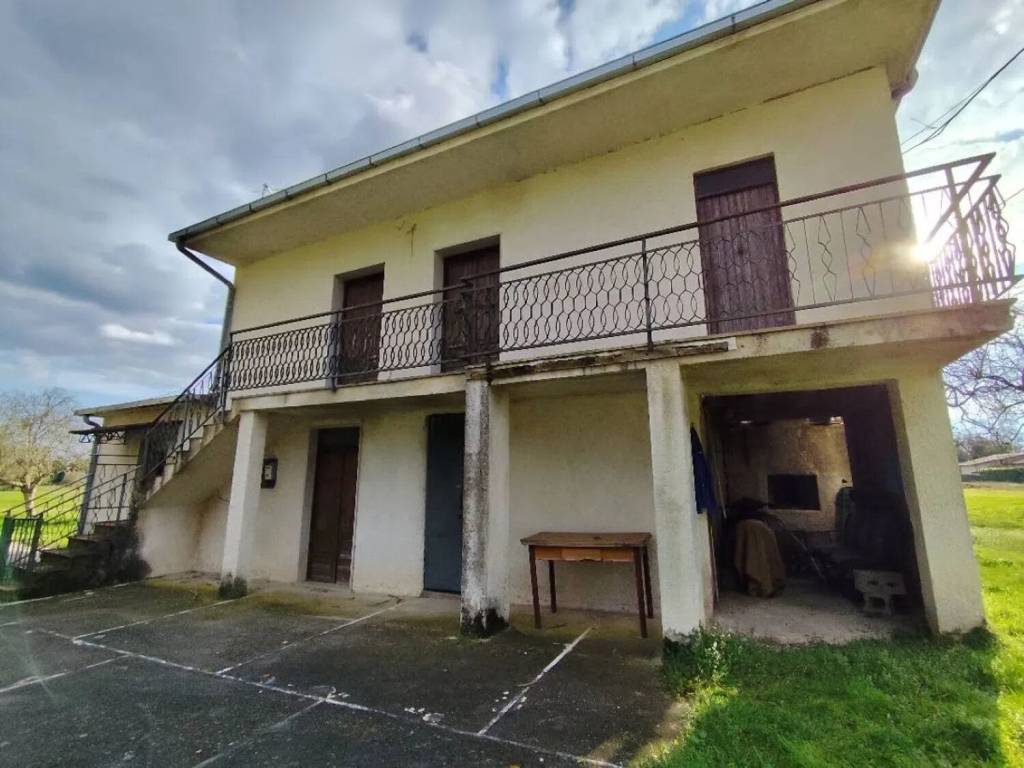 casa indipendente in vendita a Roccasecca