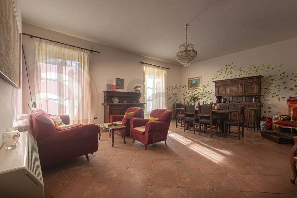 casa indipendente in vendita a Roccasecca in zona Stazione