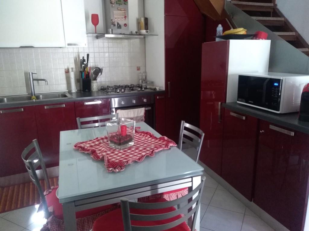 casa indipendente in vendita a Roccasecca in zona Stazione