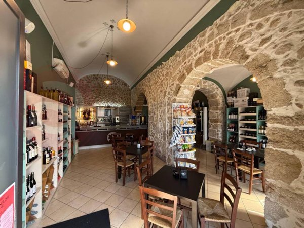 negozio in vendita a Roccasecca in zona Stazione