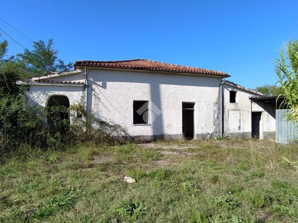casa indipendente in vendita a Roccasecca