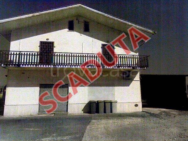 negozio in vendita a Roccasecca in zona Stazione