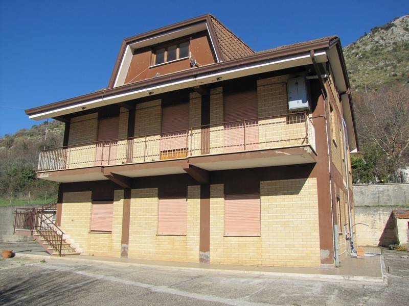 casa indipendente in vendita a Roccasecca