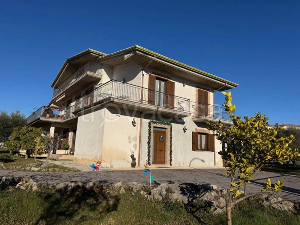 appartamento in vendita a Roccasecca in zona Stazione