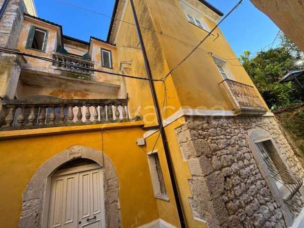 casa indipendente in vendita a Roccasecca