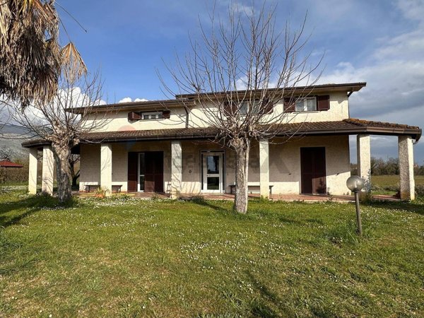 casa indipendente in vendita a Roccasecca