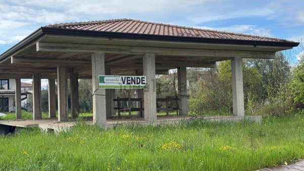 casa indipendente in vendita a Roccasecca in zona Stazione
