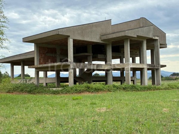 casa indipendente in vendita a Roccasecca in zona Stazione